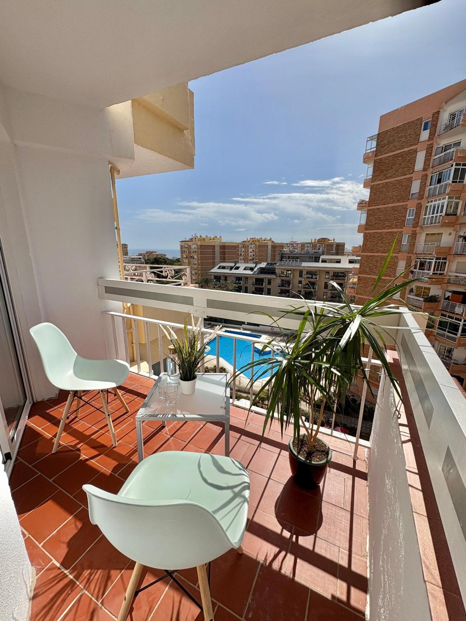 Aquamarina Sea View Apartment Benalmadena Luaran gambar